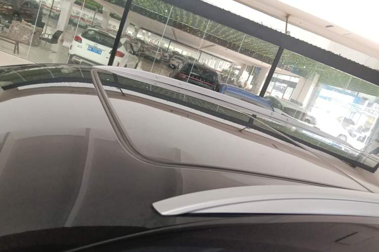 Used Cadillac XT5 2022 2.0T Two-Wheel Drive Luxury Version