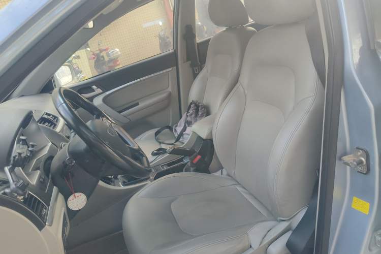 Used Geely Auto Emgrand 2014 Sedan 1.5L Manual Elite Model