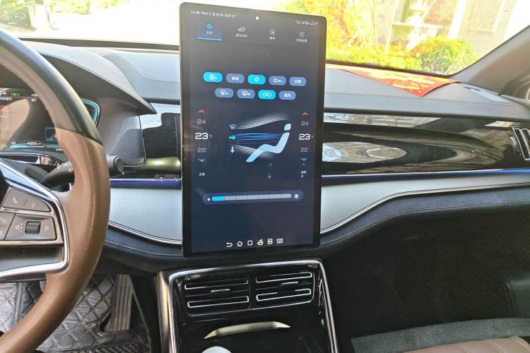 Used BYD Tang New Energy 2021 DM-i 112KM Prestige Model Audio And AC Panel