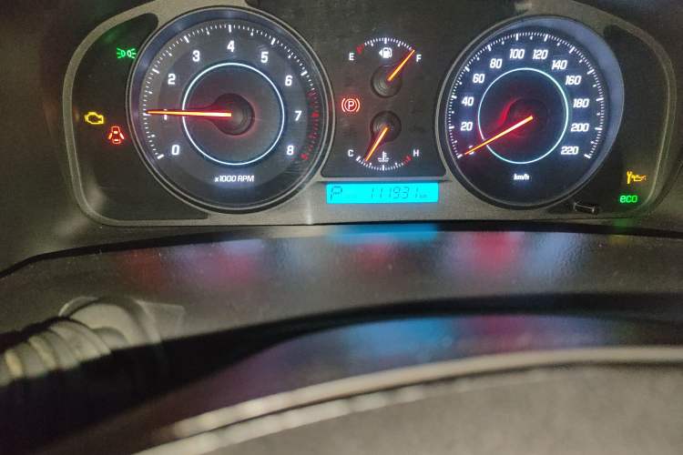 Used Chevrolet Captiva 2012 2.4L 4x4 Flagship Edition 7 Seats