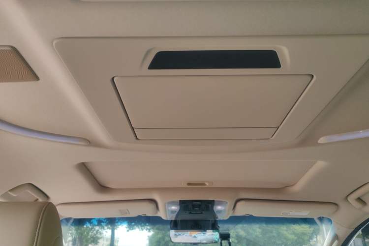 Used Toyota Alphard 2021 Dual-Engine 2.5L Prestige Edition
