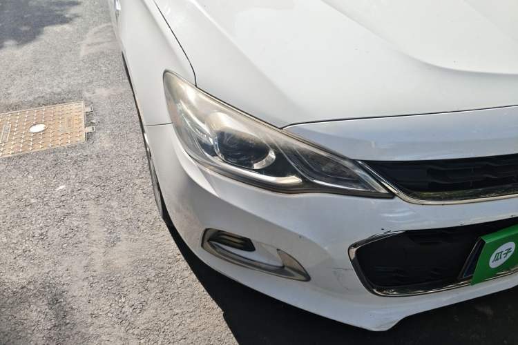 Used Chevrolet Cavalier 2016 1.5L Automatic Xinyue Edition Right Front Headlight