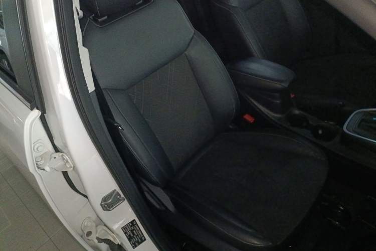 Used Ford Escort 2019 Revised Version 1.5L Automatic Enjoyment Type China VI Standard
