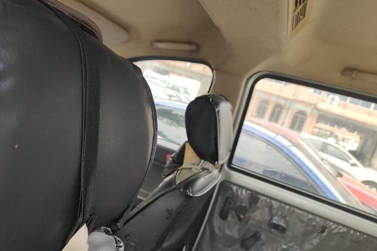 Used Wuling Rongguang V 2016 1.2L Standard Version Headliner