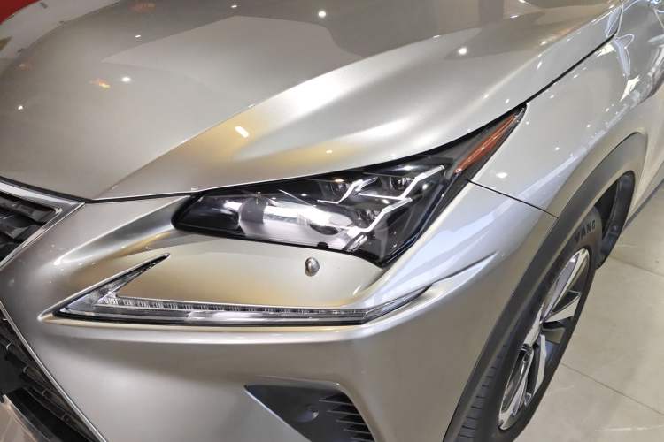 Used Lexus NX 2018 300h All-Wheel-Drive FENGZHI Edition China V Emission Standard