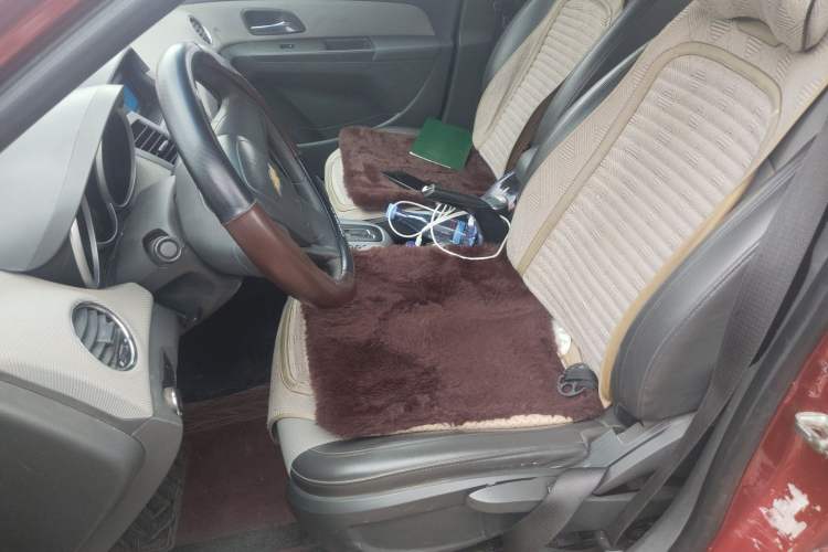 Used Chevrolet Cruze 2012 1.8L SE AT Left Front Seat