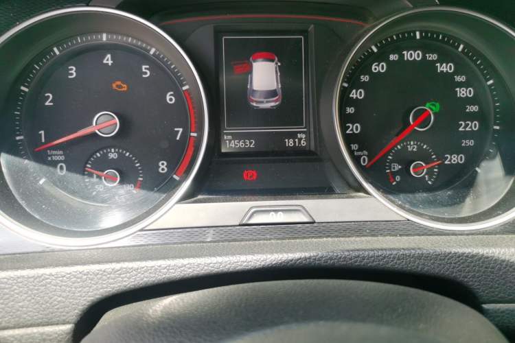 Used Volkswagen Golf GTI 2016 2.0 TSI GTI Odometer Close Up