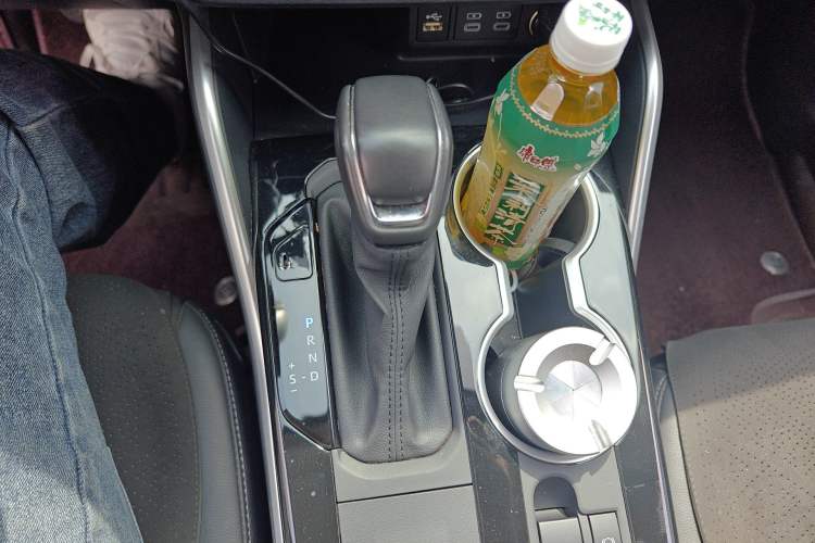 Used Toyota Highlander 2023 2.5L Smart Electric Hybrid Dual-Engine Four-Wheel Drive Prestige Version – 7 Seats
