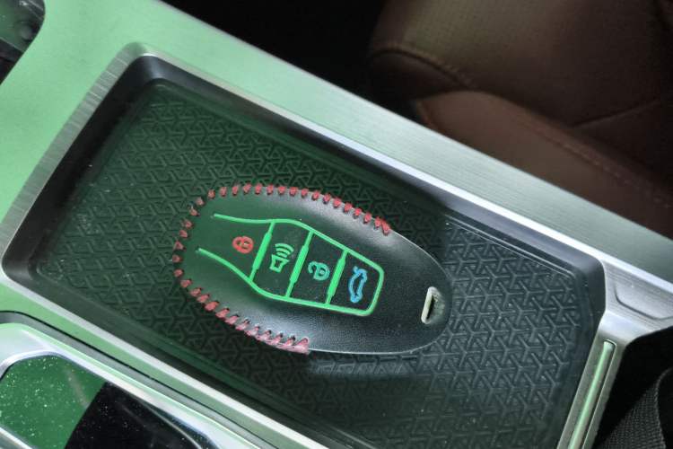 Used JETOUR X70 PLUS 2023 1.5T DCT Ziqiang PRO 5-Seater