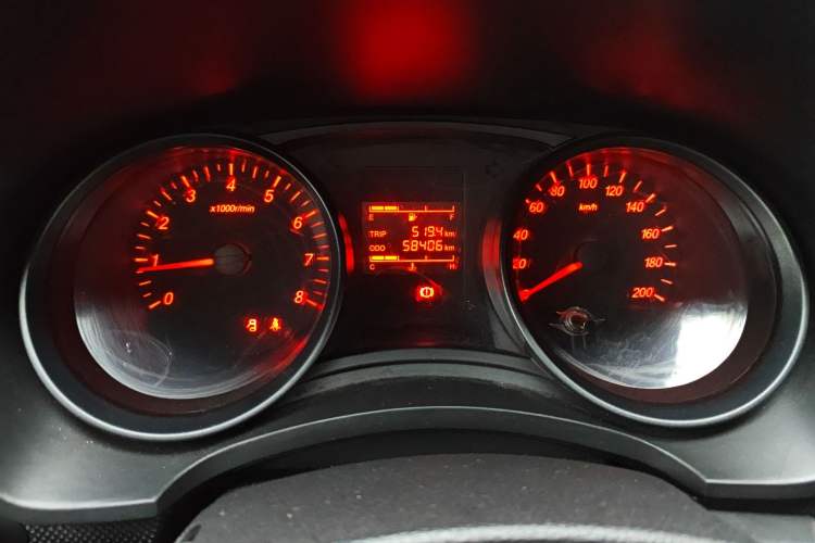 Used Wuling Hongguang 2019 1.5L S Basic Version China VI Standard LAR
