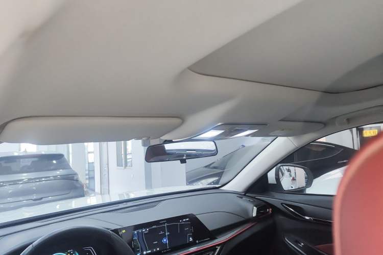 Used Oshan X5 2021 1.5T DCT Flagship Edition
