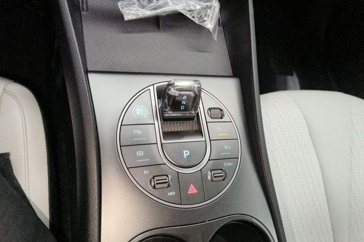 Used BYD Seal 05 DM-i 2025 DM-i Intelligent Drive 120KM Flagship Model
