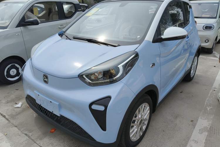 Used Chery Little Ant 2024 Revised Edition Youth Version 321 km Cool Love Edition 29.23 kWh