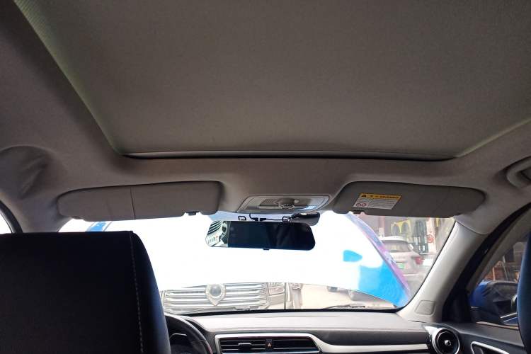 Used MG ZS 2017 1.5L Automatic Luxury Edition