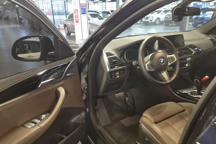 Used BMW X4 2019 xDrive25i M Sport Package
