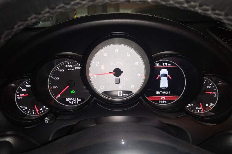 Used Porsche Cayenne 2012 Cayenne GTS 4.8L
