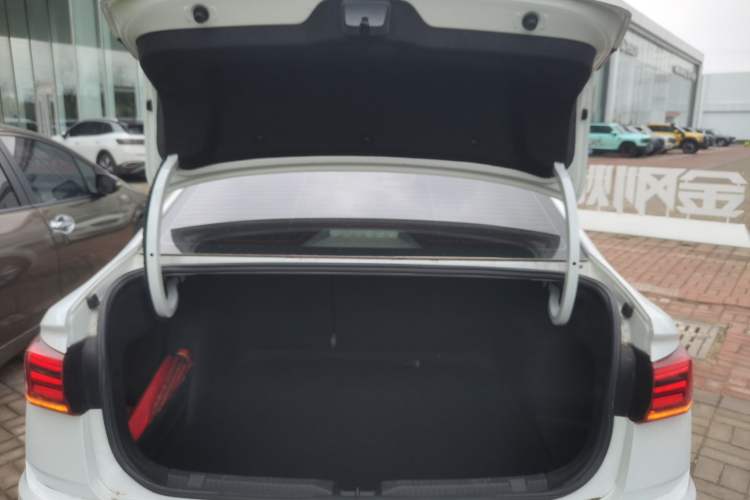 Used Volkswagen Bora 2020 1.5L Automatic Comfort Model Trunk