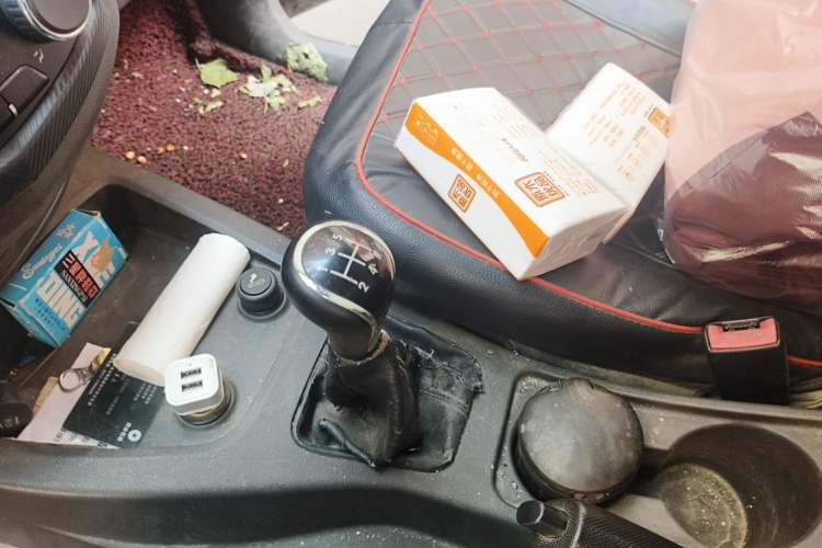 Used Wuling Hongguang 2015 1.5L S1 Standard China V-Emission Standards
