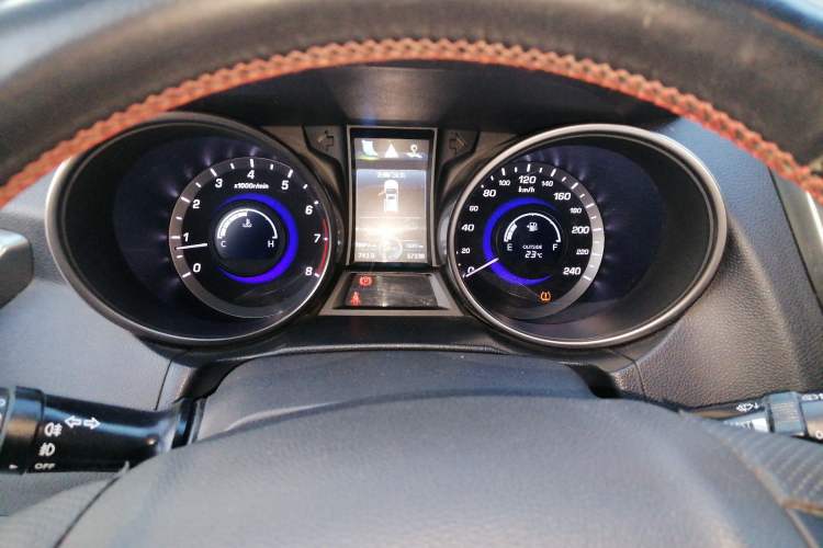 Used CHANGAN CS75 2016 1.5T Manual FENGSHANG Model