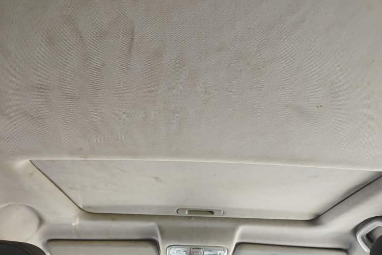 Used CHANGAN CS75 2014 2.0L Manual Luxury Version China IV Standard
