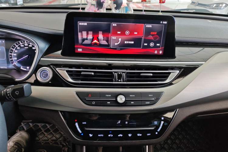 Used Changan Raeton CC 2018 1.5T Automatic Haoya Model China V Standard