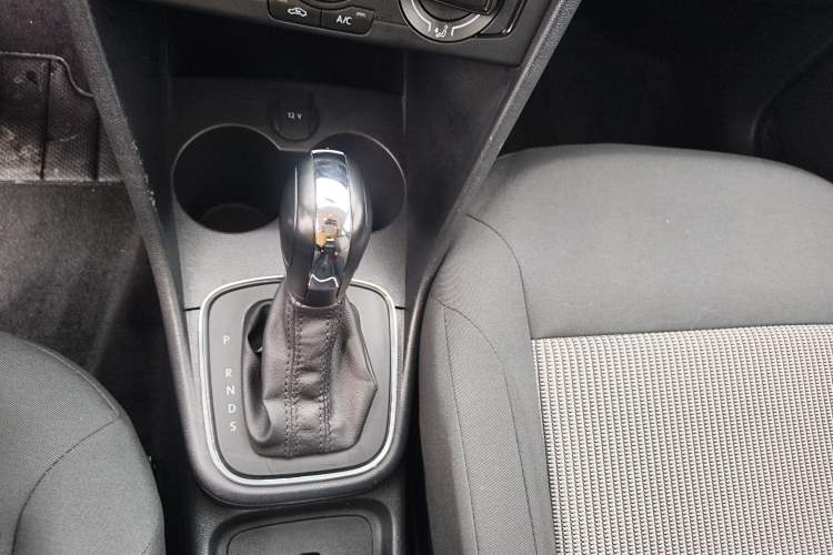 Used Volkswagen Polo 2016 1.4L Automatic Trendy Model Gear Lever