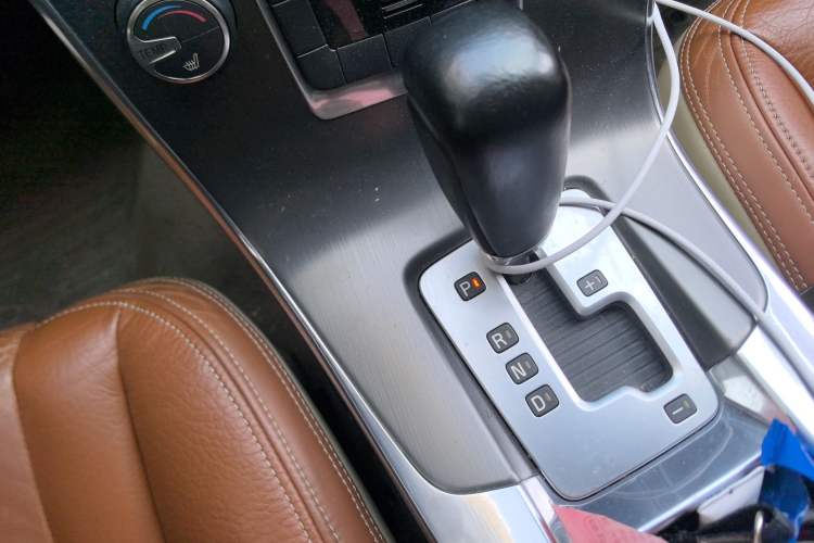 Used Volvo S60 2012 T5 Zhiya Edition Gear Lever