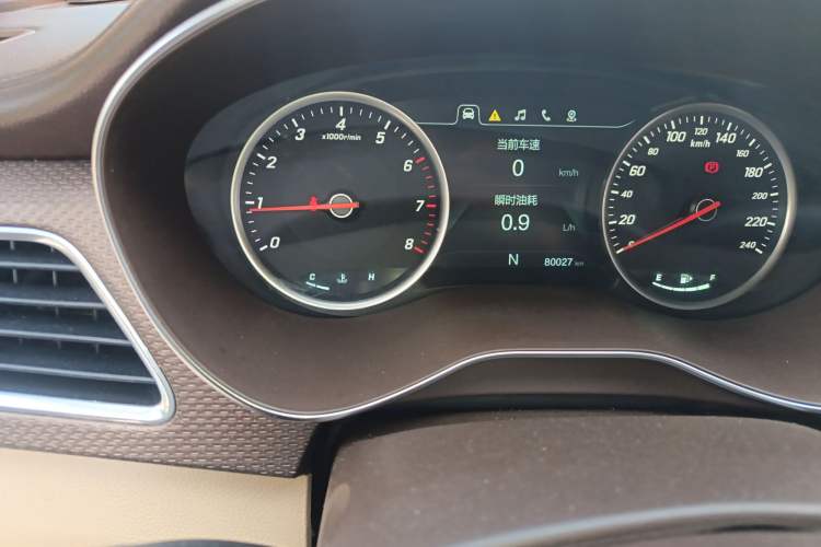 Used Baojun 730 2017 1.8L iAMT Luxury Version 7-Seater
