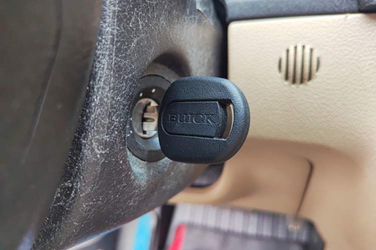 Used Buick Excelle 2013 1.5L Automatic Classic Model