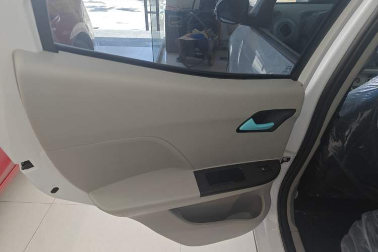 Used JMEV Xiao Qilin 2024 201 km Luxury Version