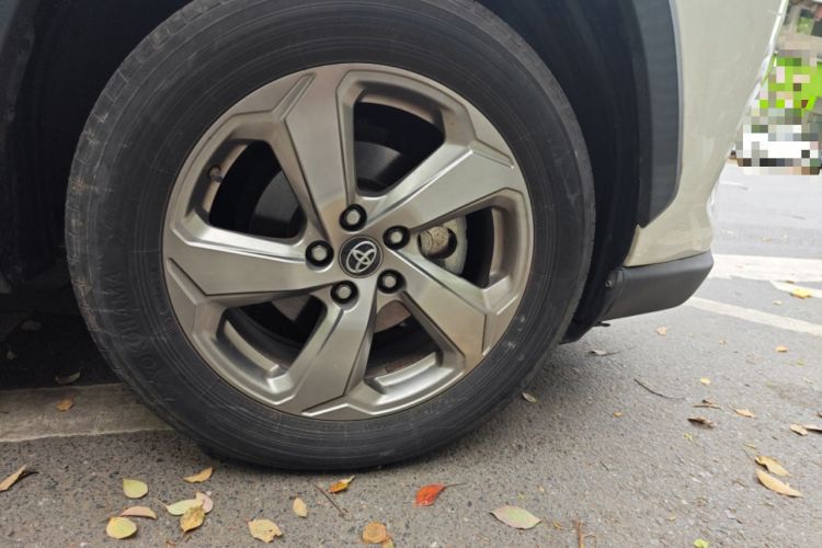 Used Toyota RAV4 2021 2.0L CVT Two-Wheel Drive Fashion PLUS Edition
