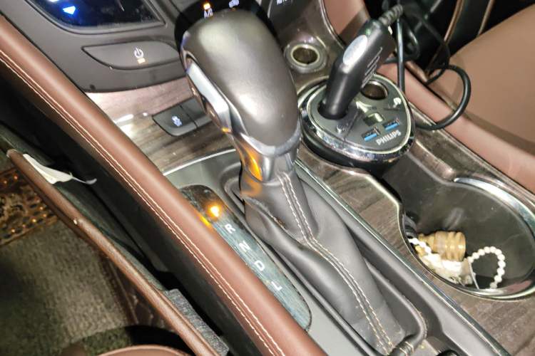 Used Buick Envision 2017 28T Four-Wheel Drive Elite Model