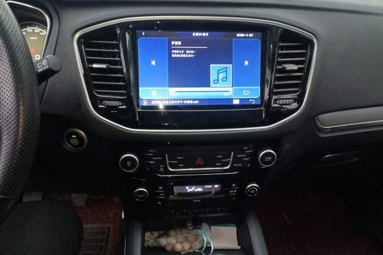 Used Geely Auto Vision X6 2016 1.8L Manual Luxury Model
