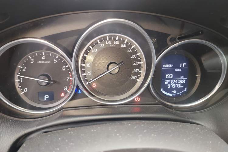 Used Mazda CX-5 2015 2.0L Automatic Two-Wheel Drive Urban Version