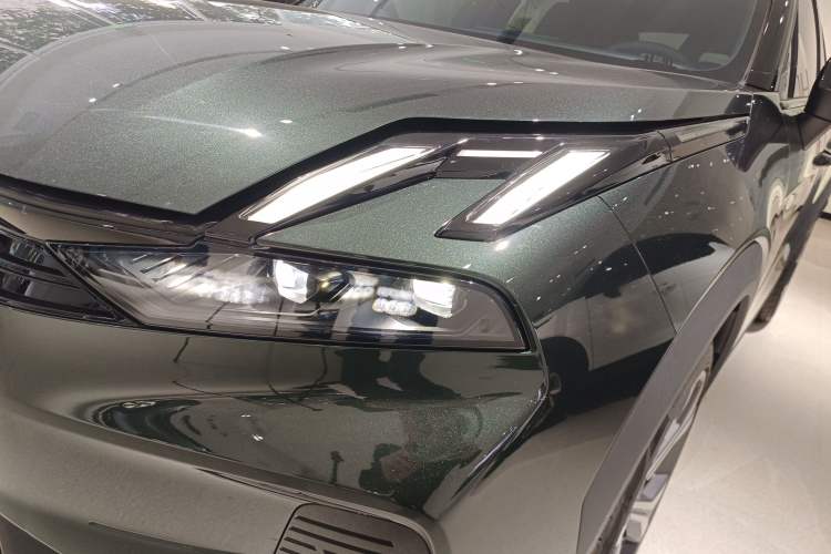 Used Lynk & Co 06 EM-P 2023 EM-P 126 Long-Range Halo