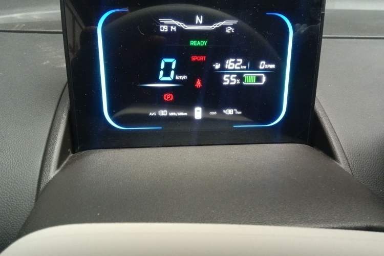 Used CHANGAN NEVO Lumin 2026 Model Treasure Edition 301km Cherished Beige Ningde Odometer Close Up