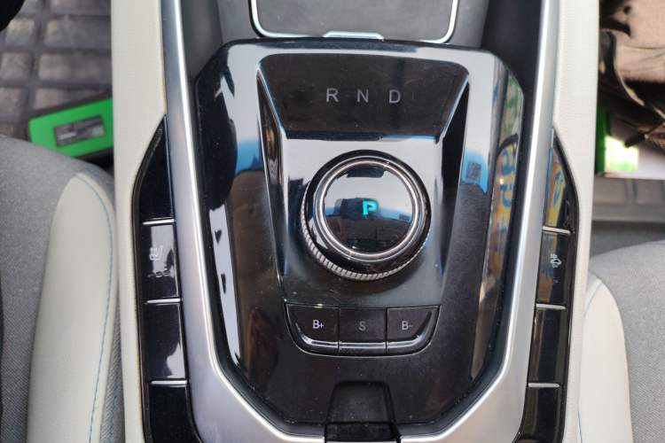 Used BAIC Beijing EU5 2018 R500 Smart Edition Gear Lever