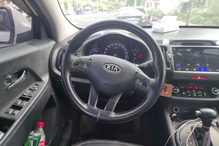 Used Kia Sportage R 2011 2.0L Automatic Two-Wheel Drive GLS