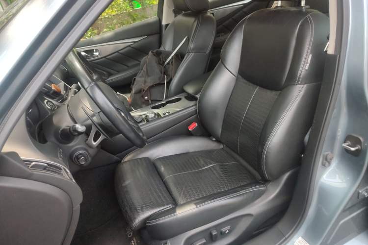 Used Infiniti Q50 2014 3.7L Luxury Sport Edition Left Front Seat