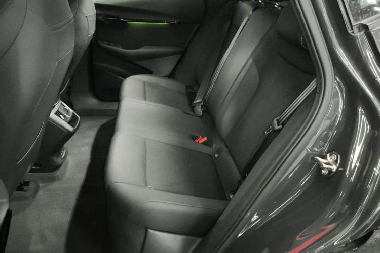 Used Volkswagen ID.UNYX 2024 Pro Long-Range Version
