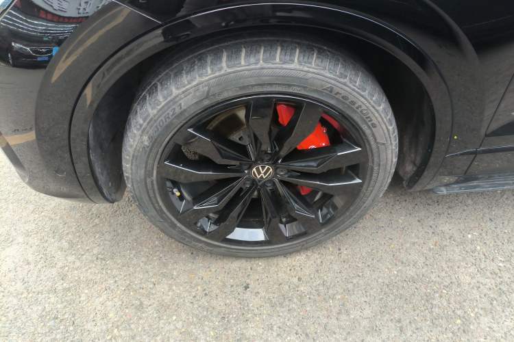 Used Volkswagen Touareg 2019 3.0 TSI RuiFeng Edition China VI Standard Left Front Wheel Hub