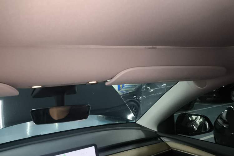 Used Tesla Model Y 2021 Long-Range All-Wheel-Drive Version