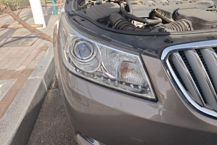 Used Buick LaCrosse 2012 2.4L SIDI Luxury Edition