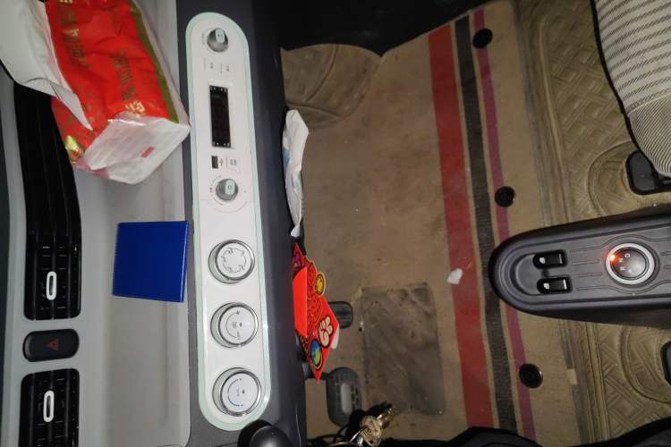 Used Wuling Hongguang MINIEV 2021 Macaron Fashion Model Lithium Iron Phosphate
