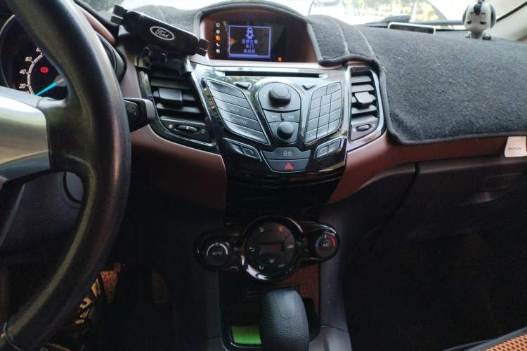 Used Ford Fiesta 2014 Hatchback 1.0 GTDi Automatic Dynamic Model