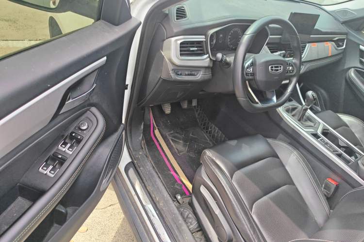 Used Geely Auto Vision X6 2020 1.4T Manual Luxury Model
