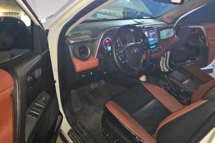 Used Toyota RAV4 2013 2.5L Automatic 4x4 Elite Edition