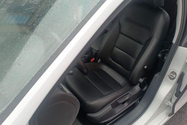 Used Volkswagen Sagitar 2017 230TSI Automatic Comfort Version