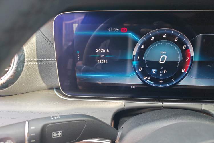 Used Mercedes-Benz E-Class 2019 Restyled E 300 L Sporty and Stylish Edition Odometer Close Up