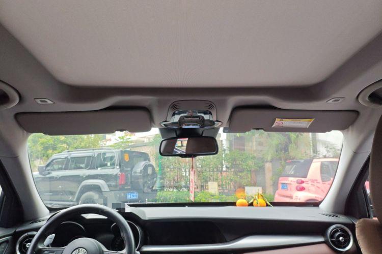 Used Alfa Romeo Stelvio 2017 2.0T 200HP Luxury Edition
